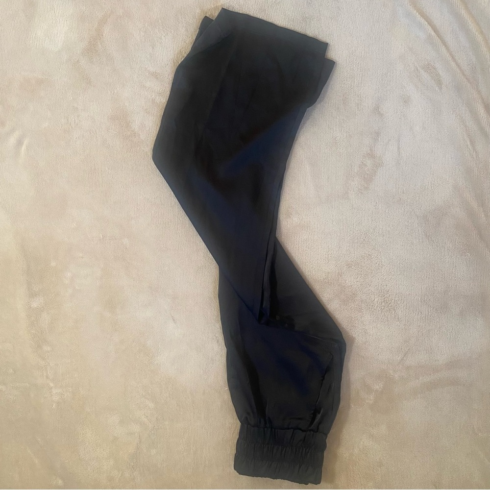 Silky Black Wide-Leg Pants - Picture 6 of 7